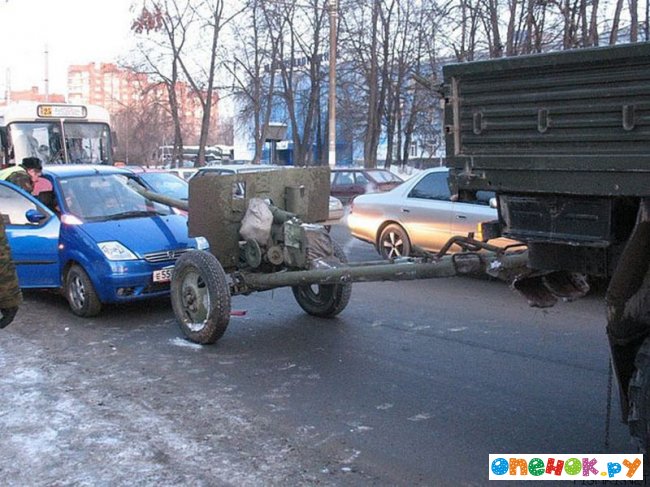 Советская военная промышленность нанесла сокрушимый удар по китайскому автомобилестроению (2 фото)