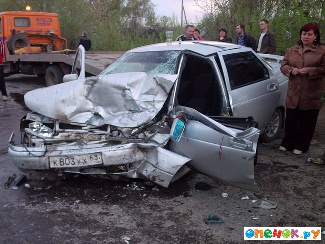 Жесть... Автоаварии в Ульяновске и Самаре. (122 фото) Жесть... Автоаварии в Ульяновске и Самаре. (122 фото)